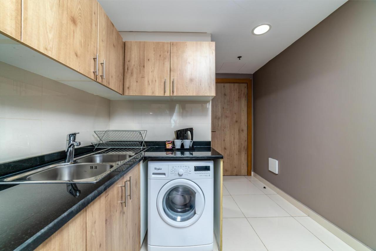 Golden Stay Vacation Homes Continental Tower Marina Dubaj Zewnętrze zdjęcie